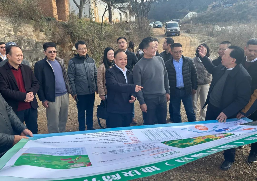 阿拉丁集團(tuán)一行赴云南考察交流