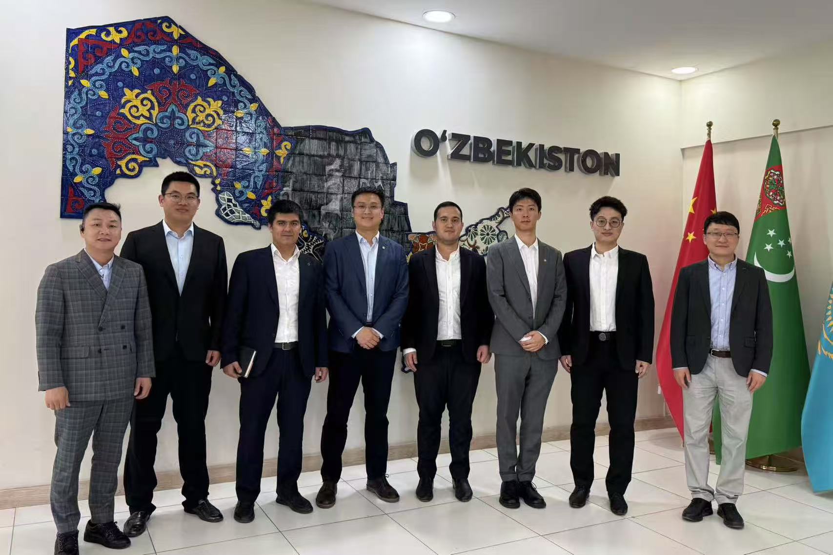 中亞第一站——阿拉丁集團(tuán)赴烏茲別克斯坦考察交流 中亞第一站——阿拉丁集團(tuán)赴烏茲別克斯坦考察交流