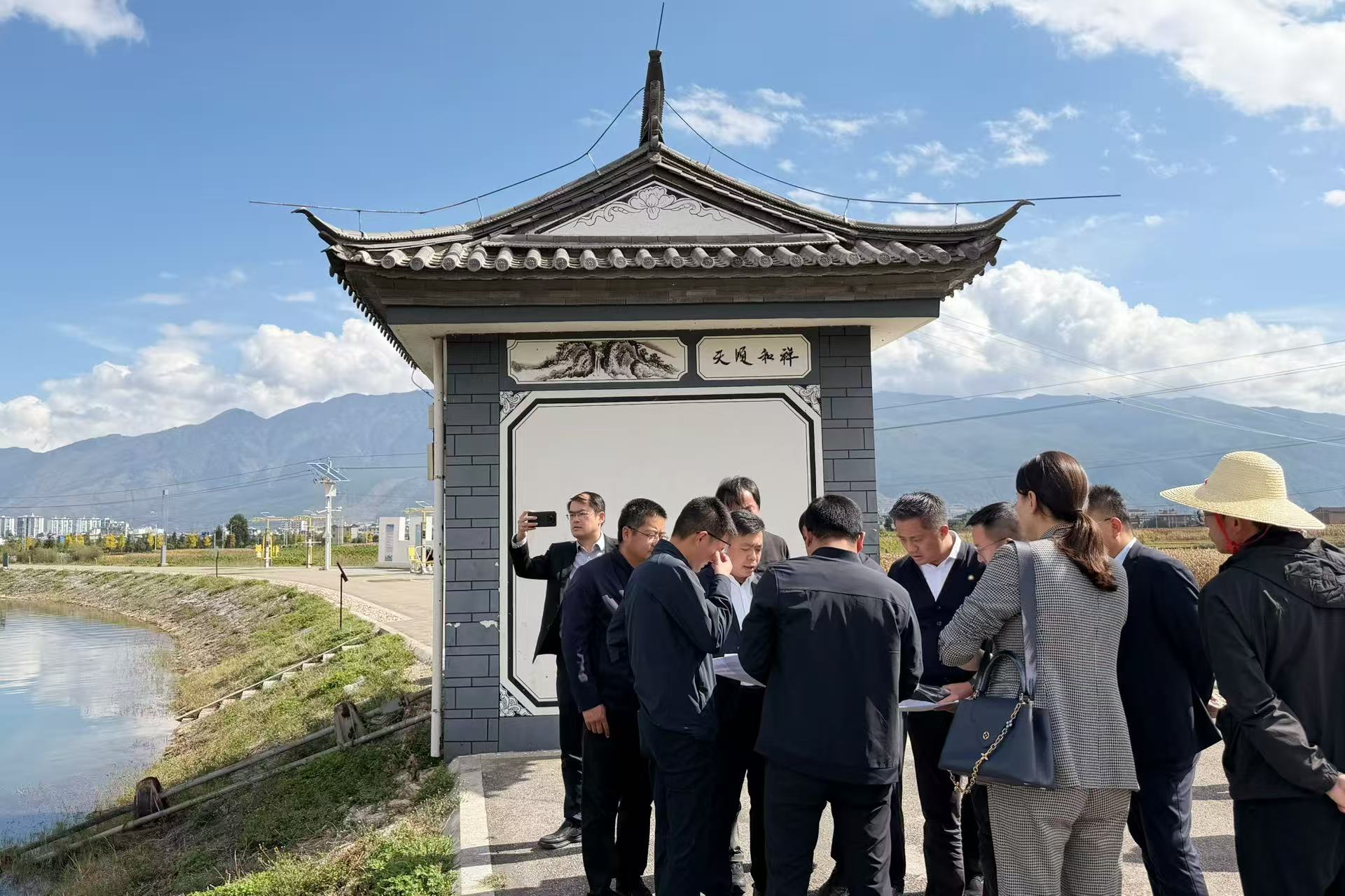 阿拉丁集團(tuán)考察云南大理推進(jìn)高原特色工業(yè)農(nóng)業(yè)產(chǎn)業(yè)合作